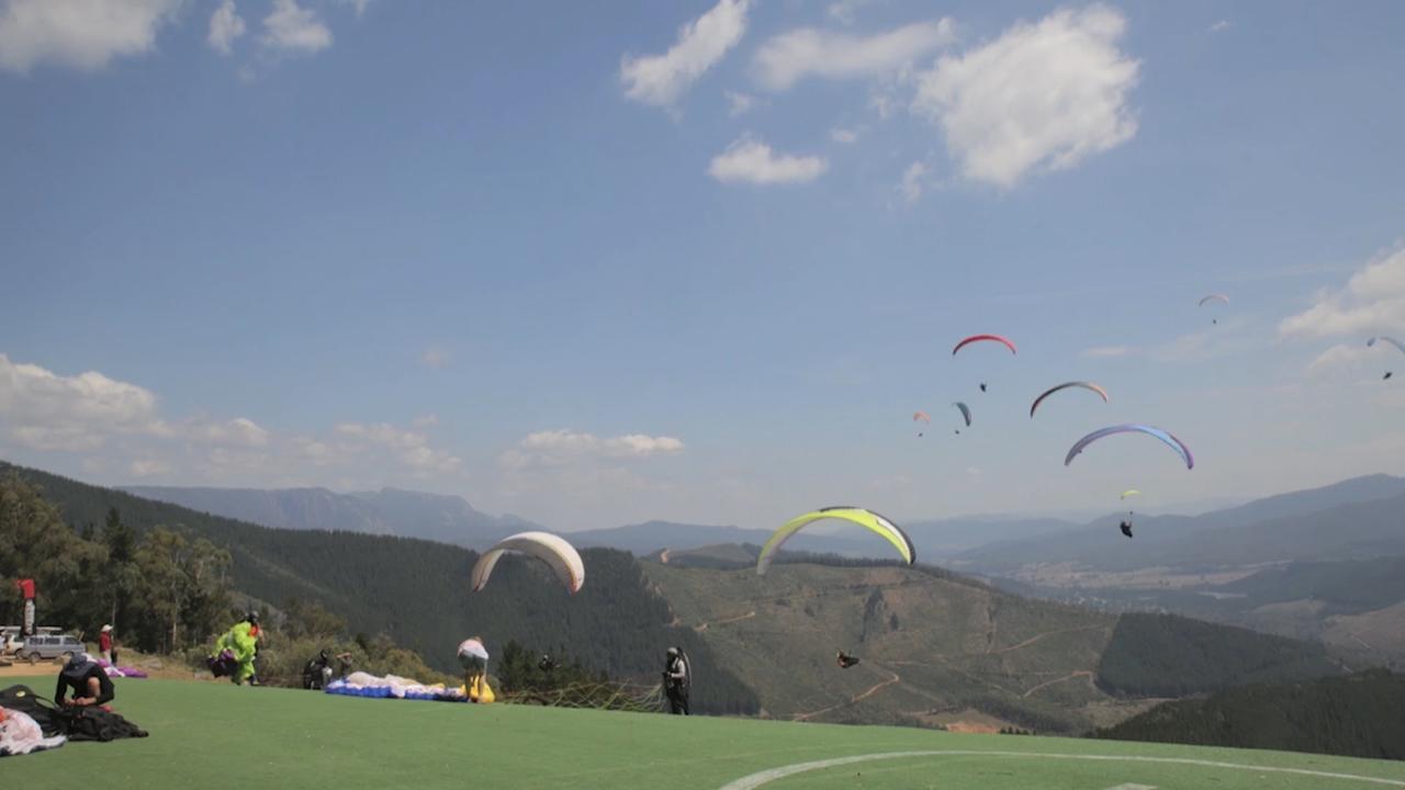 Alpine Sports Lodge Bright Bagian luar foto